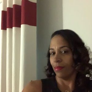 Meet your Posher, Alana